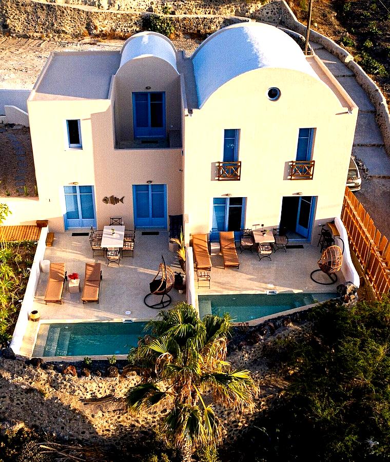 Pink Freud Villas Santorini